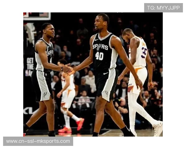 爵士豪赌即战力换回JJJ 与马尔卡宁组内线双塔 爵士豪赌即战力换回JJJ 与马尔卡宁组内线双塔